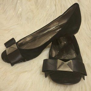 DANIBLACK Black Suede Women's Crystal Bow Flats Size 8M Style D124017 EUC w/ box